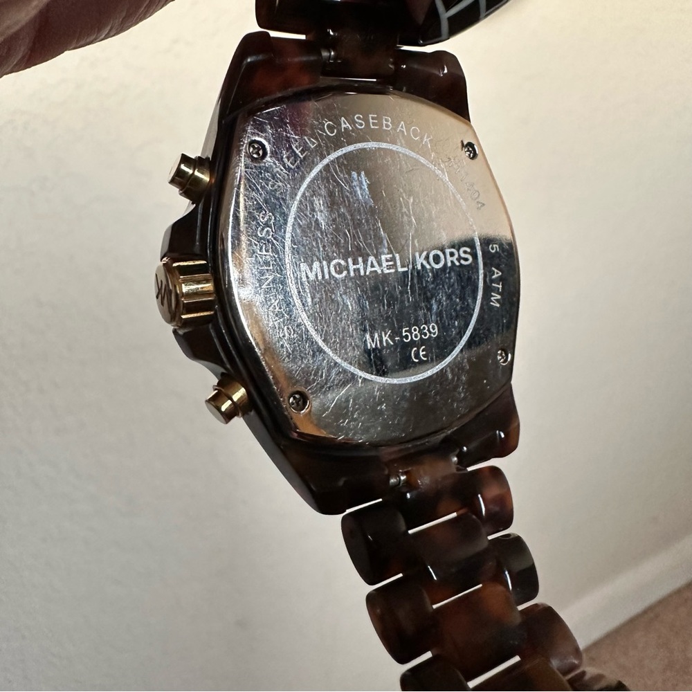 Michael Kors Tortoise Shell Watch - Picture 7 of 10